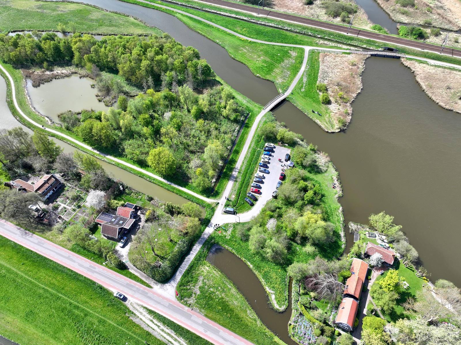 111003 Vliegmiddag Scharwoude IJsselmeerdijk bij De Hulk zaterdag 19 april 2025