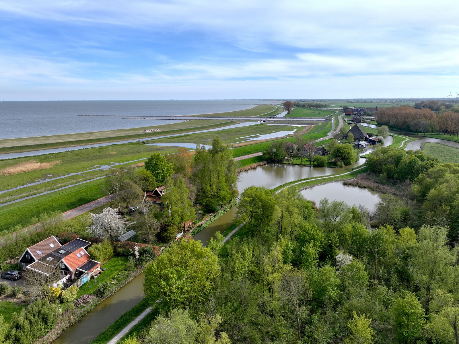 111007 Vliegmiddag Scharwoude IJsselmeerdijk bij De Hulk zaterdag 19 april 2025